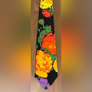 Lorenzo Vega Floral Tie